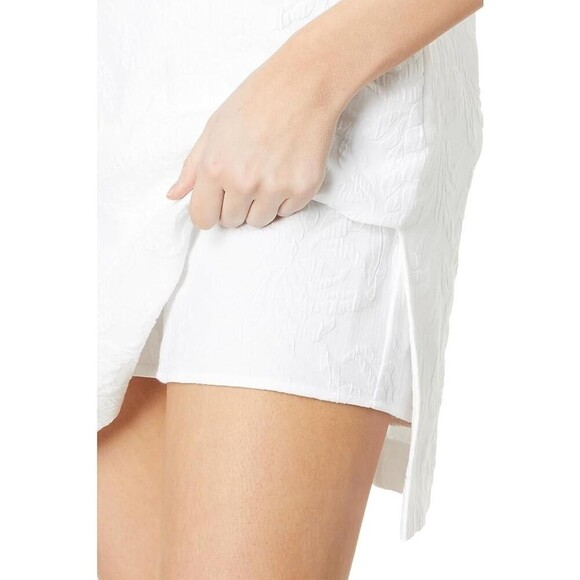 LILLY PULITZER "Kirrabelle" V-Neck Puff Sleeve Skirted Romper Dress Side Slits 4 - Picture 5 of 16